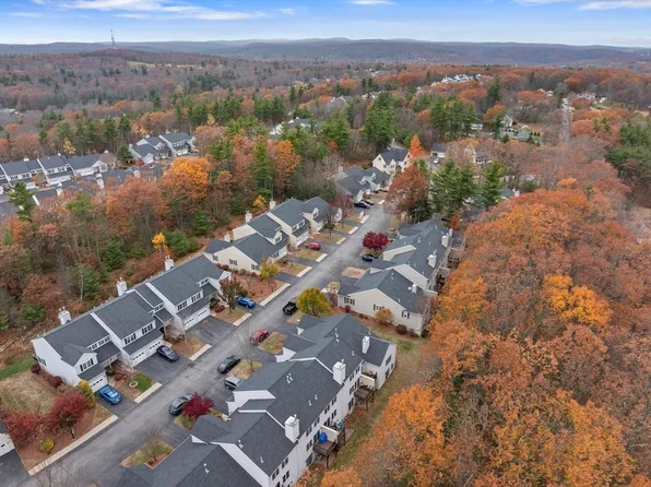 69 Bridle Cross Rd, Fitchburg, MA 01420
