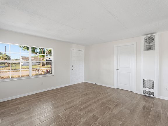 3rd image of 303 Essex Drive