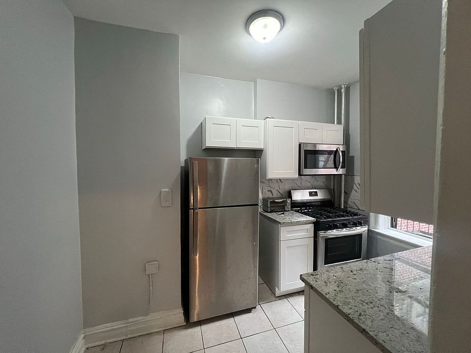 1st image of 320 Fairmount Ave APT 402