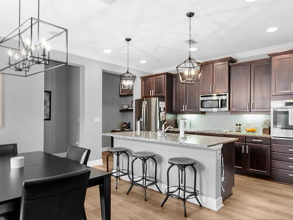 4th image of 7007 Fulbeck Ct