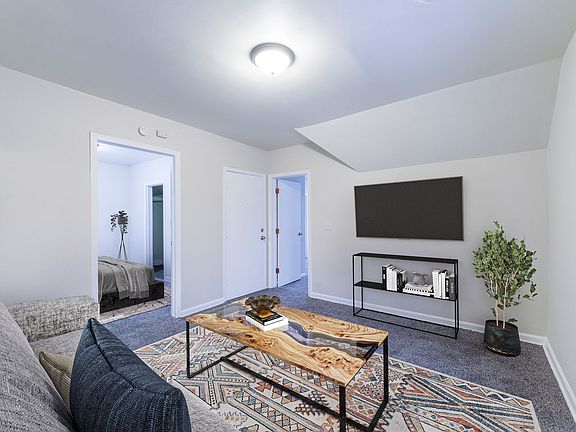 3rd image of 1715 Glenwood Ave #2