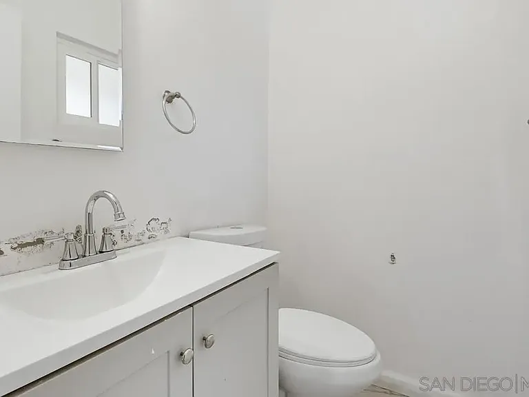 3095 L St — Photo 26