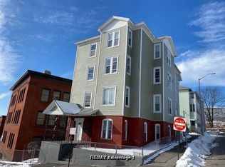 53 Gage St APT 3, Worcester, MA 01605