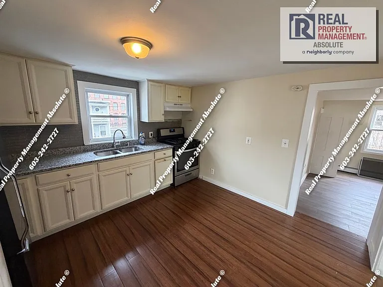 1 Rice Ave — Photo 3