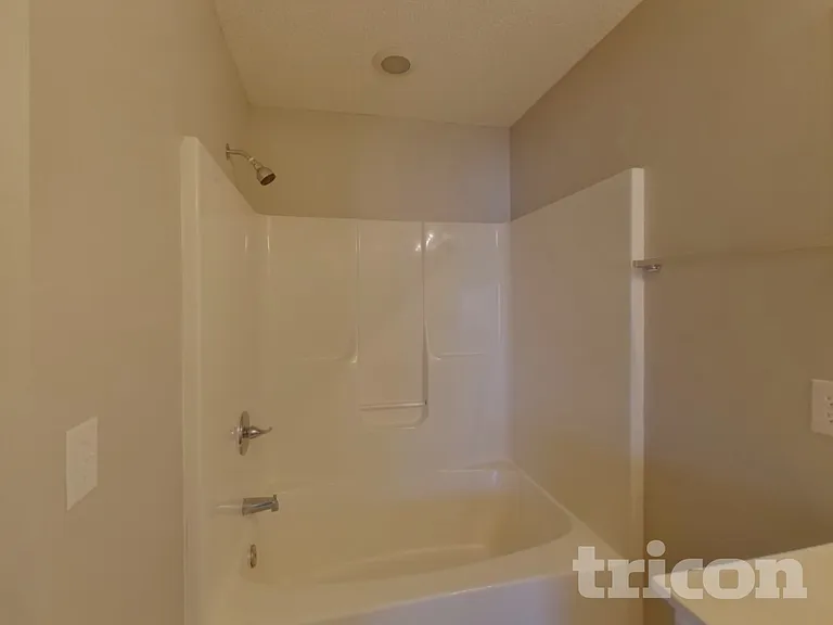 423 Riverwalk Dr NW — Photo 11