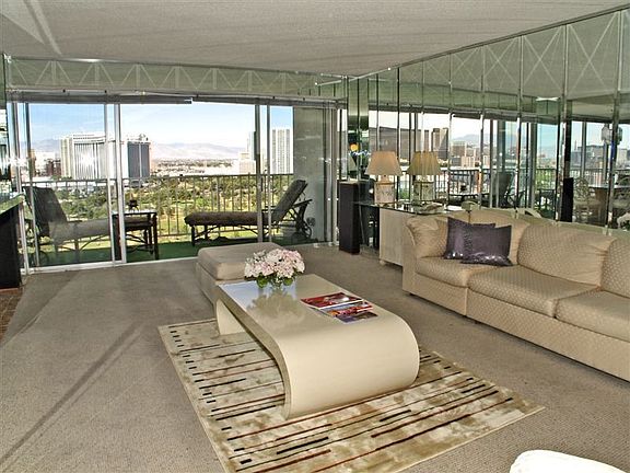 3rd image of 3111 Bel Air Dr Unit 21E