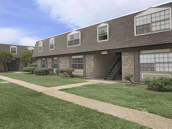 2nd image of 264 Stennis Dr #76