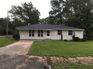 201 Herrod St, Petal, MS 39465