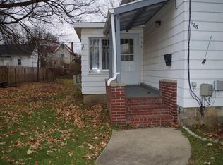 625 N Saginaw St, Lapeer, MI