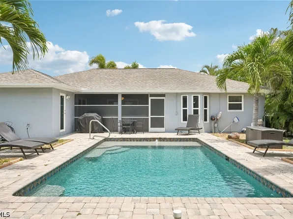 808 SW 14th Pl, Cape Coral, FL 33991