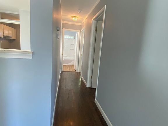 3rd image of 11092 Maxwell Ave