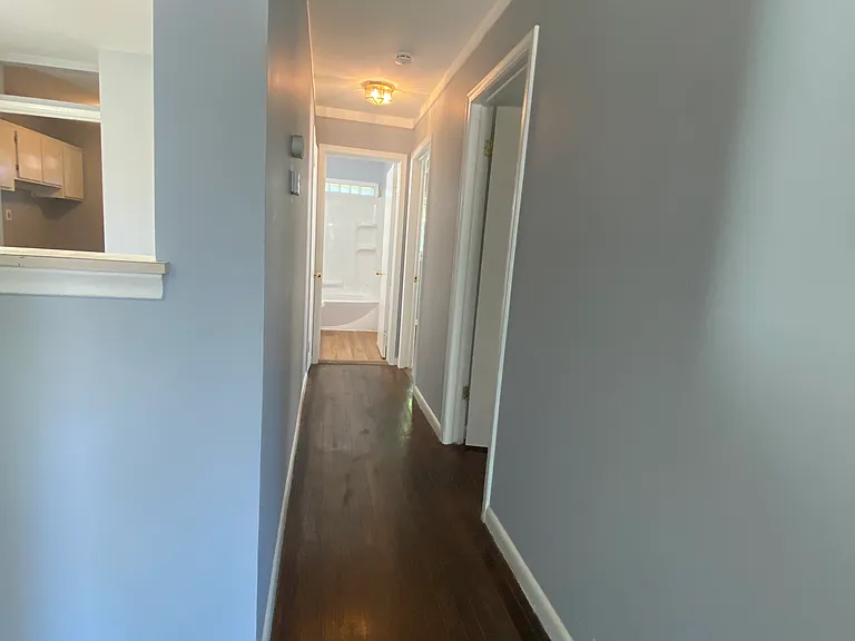 11092 Maxwell Ave — Photo 3