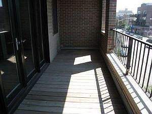 4th image of 1533 N Western Ave APT 3