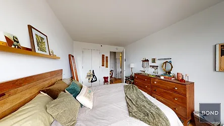 Rented by Bond New York