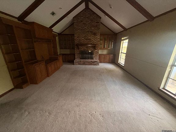 3rd image of 16005 Chickamauga Ave