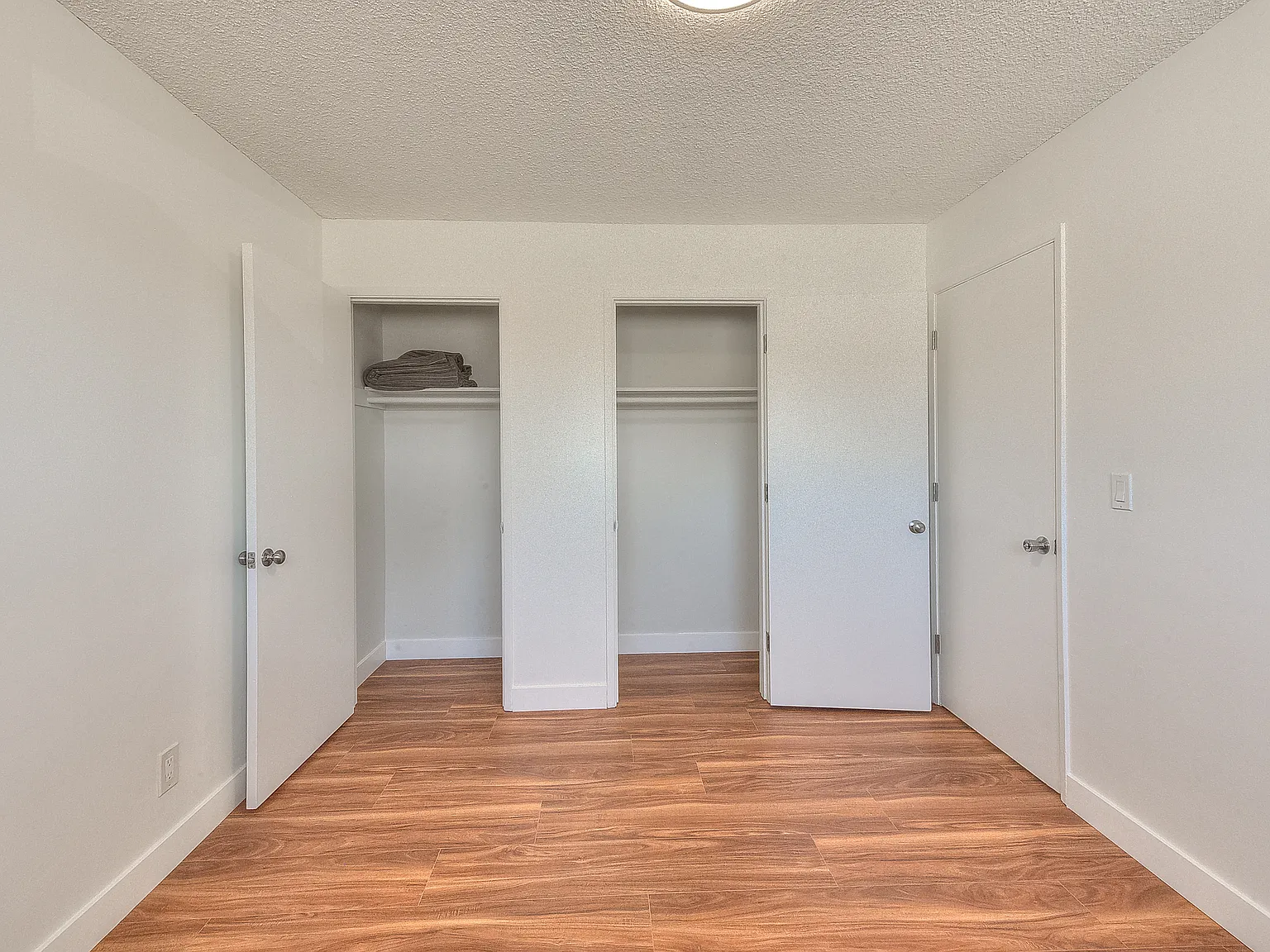 2 bed, 600 sqft, $2,695 — Photo 3