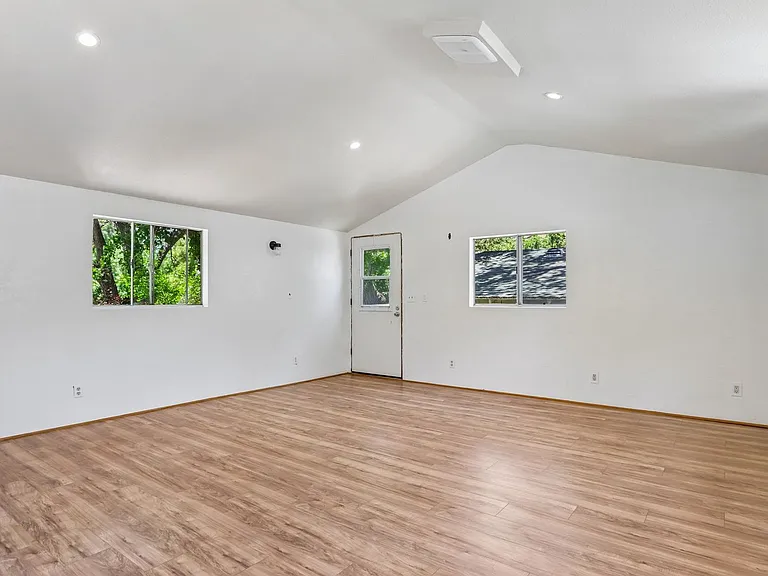 29311 S Lakeshore Dr — Photo 20