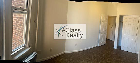 5th image of 11-20 47th Ave #2R