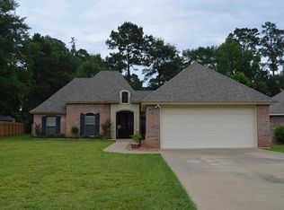 4712 Paradise Point Dr, Ball, LA 71405