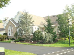 2036 Rose Dr, Pennsburg, PA 18073