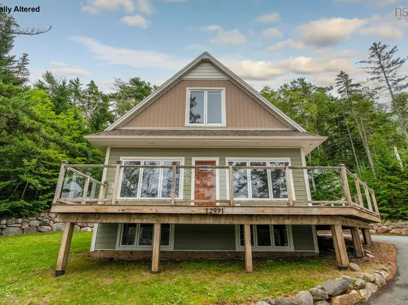 12991 Peggys Cove Rd, Tantallon, NS B3Z 2K3