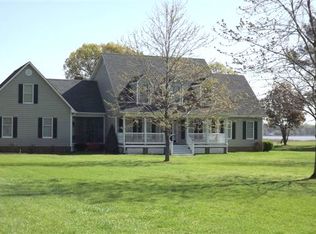 3580 Shoreline Dr, West Point, VA 23181