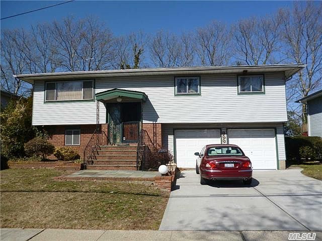 1st image of 966 Wood Park Dr