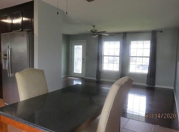 5th image of 1001 E Gambrell St