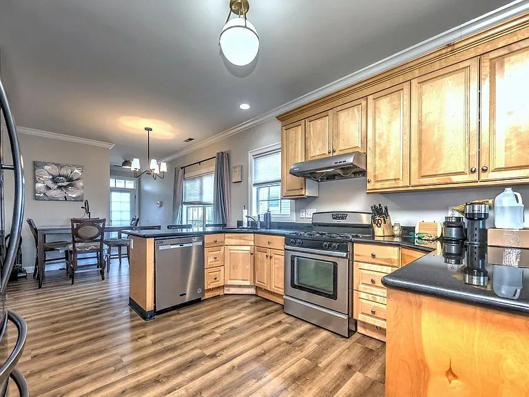 12A Landin St #A — Photo 8