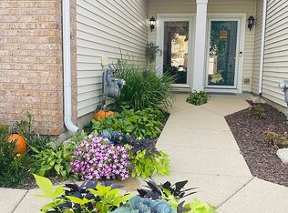 1041 Heron Cir, Joliet, IL 60431