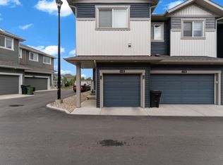 Orchards Landing, Edmonton, AB T6X 2W8