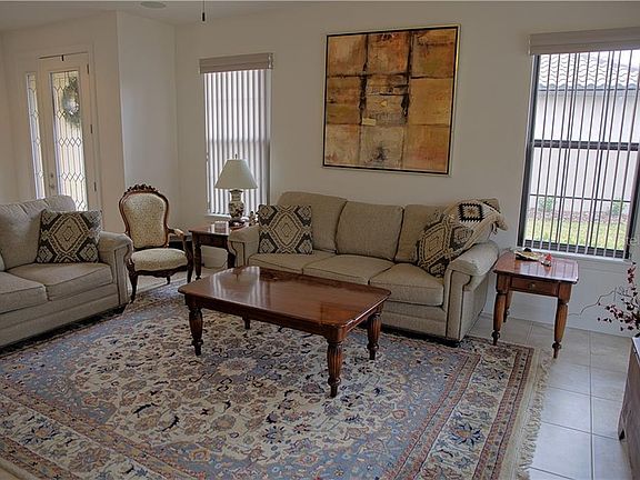 3rd image of 8437 Alberata Vista Dr