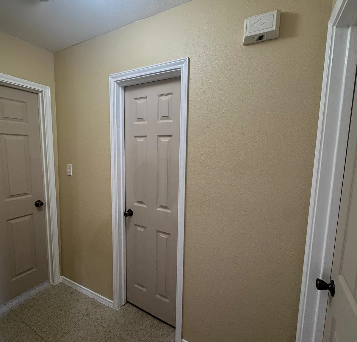 2 bed, $700 — Photo 3