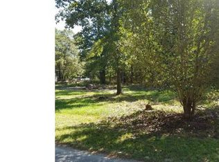 15 Williford Ln, Spring Lake, NC 28390