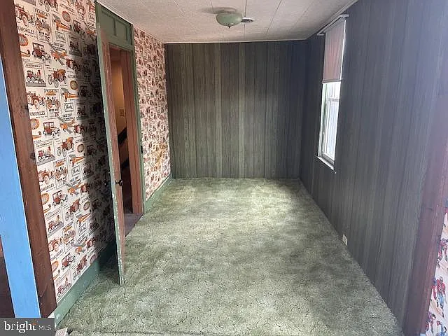 200 E Main St — Photo 23