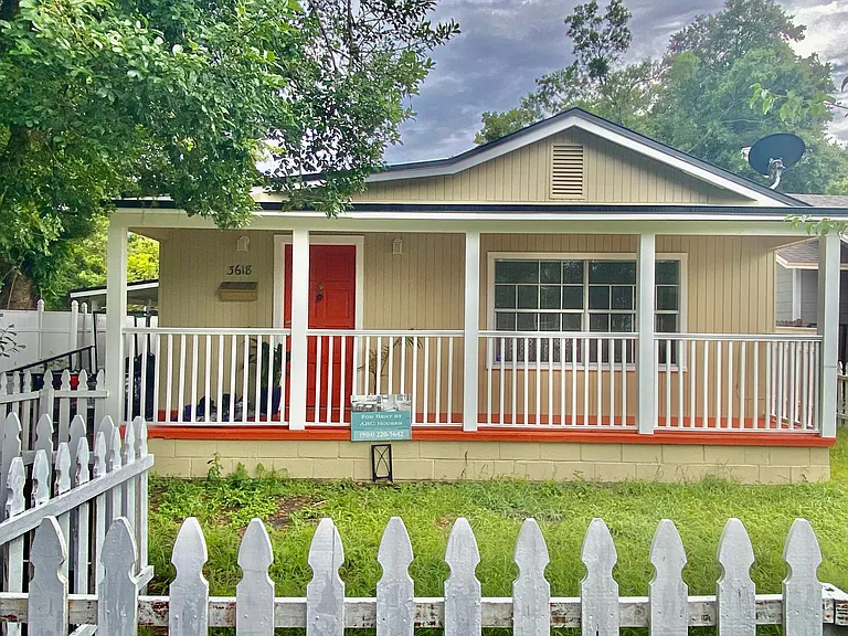 3618 Drexel St — Photo 41