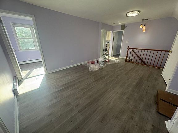 4th image of 38-14 205th St