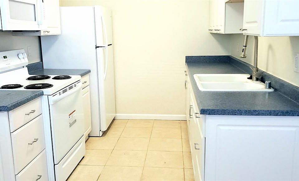 New Over, Microwave and Fridge.