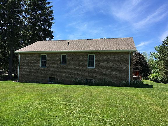 3rd image of 136 Alber Dr