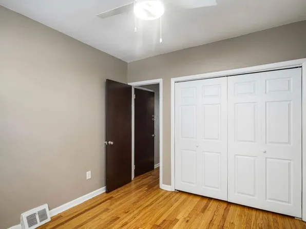 2319 Sansom St #1, Philadelphia, PA 19103