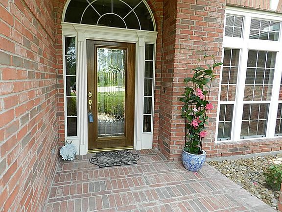 3rd image of 14506 Jasmine Springs Dr