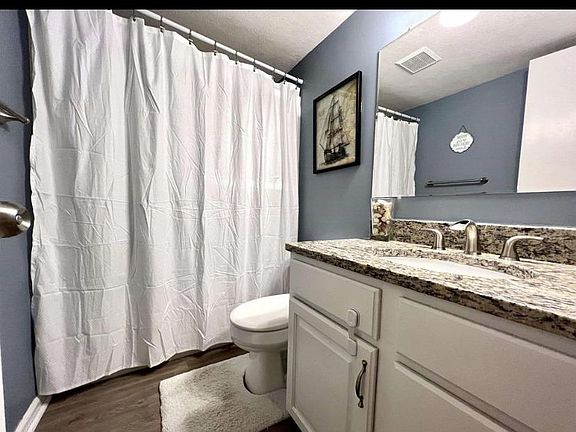 3rd image of 9052 S Pointe Ridge Ln