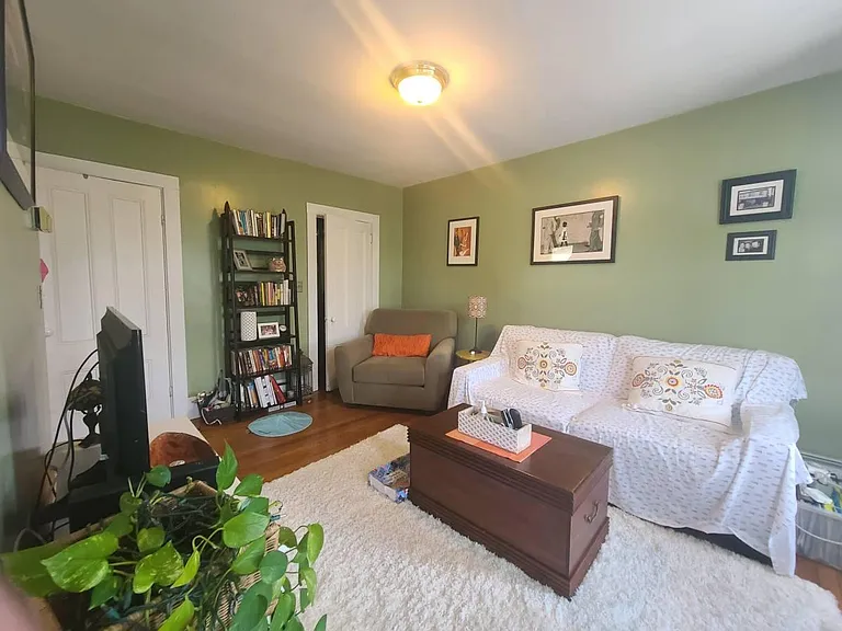 364 K St #3 — Photo 1