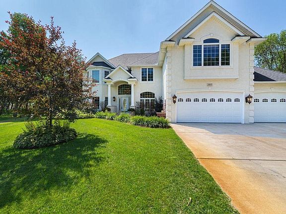 3rd image of 21877 Iden Avenue Ct N