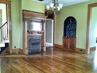 3rd image of 503 W Findlay St