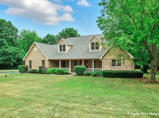 40491 N Goldenrod Ln, Wadsworth, IL 60083