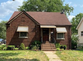 14211 Greenbay Ave, Burnham, IL 60633