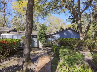 3 Honeysuckle Ct, Hilton Head Island, SC 29926