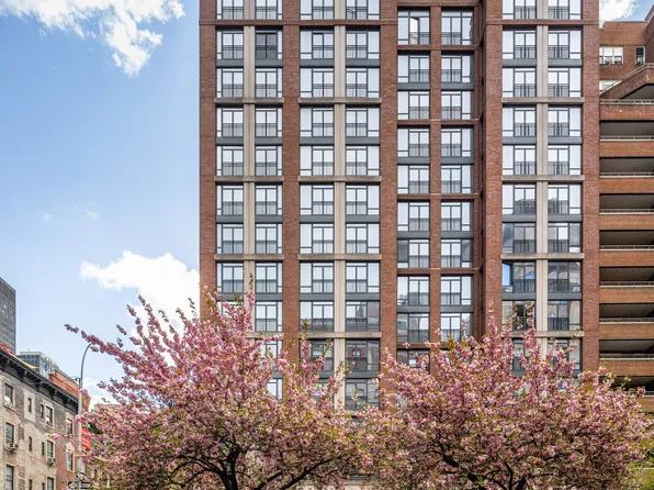 45 Park Avenue image 16 of 16