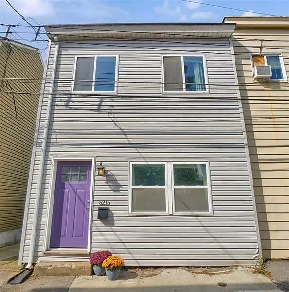 5215 Poe Way photo 1